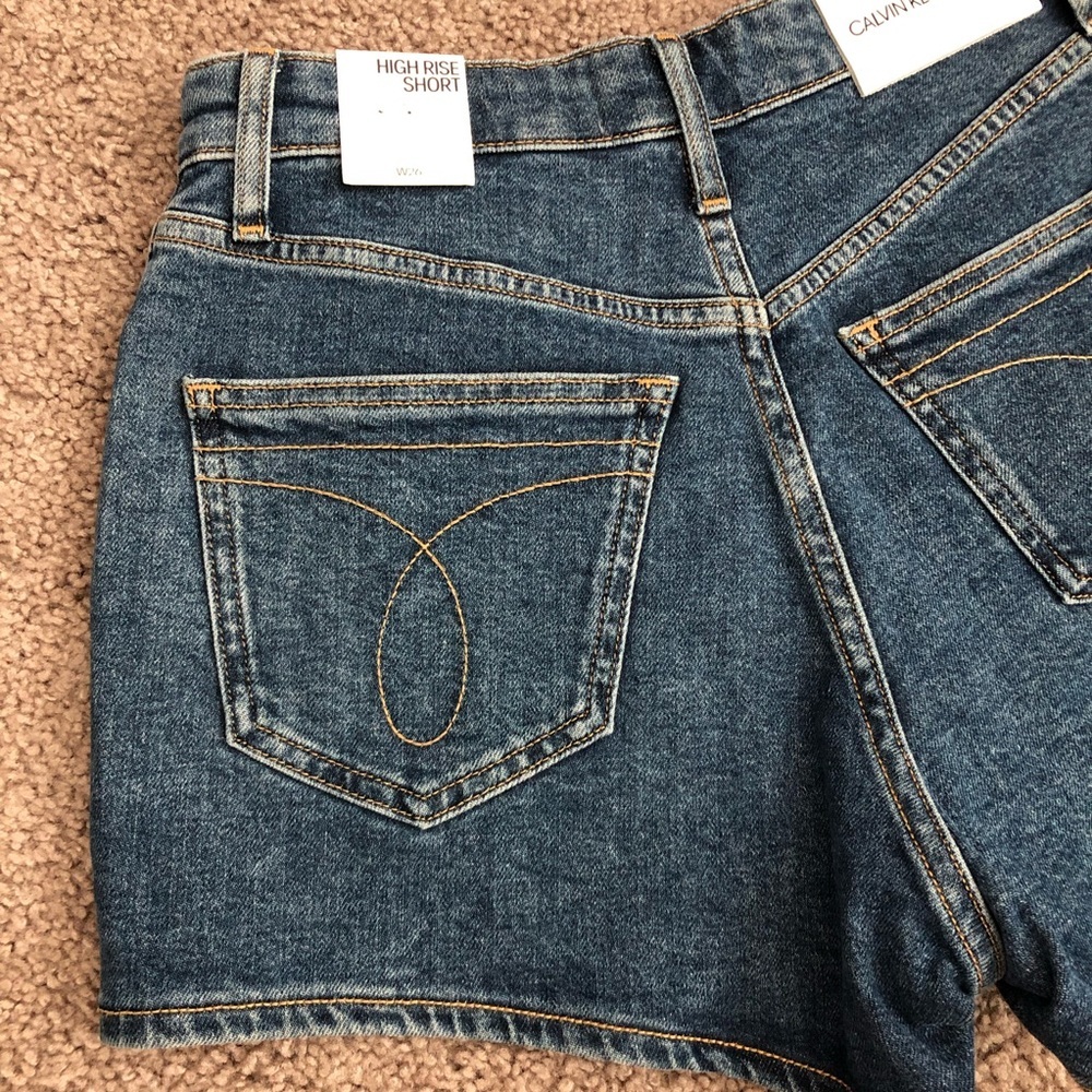 Calvin Klein Jeans High Rise Shorts Womens W26 - Picture 9 of 10